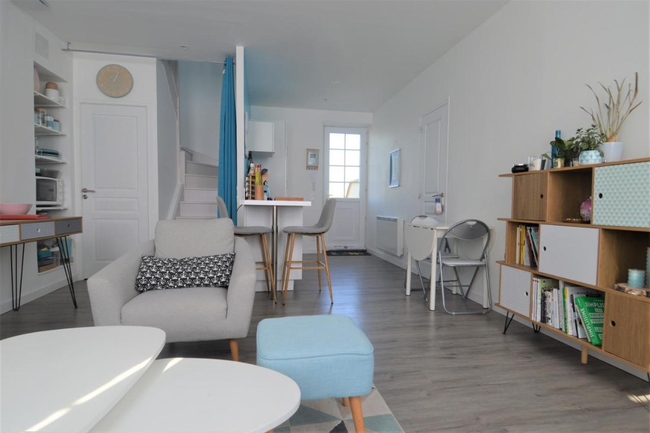 Appartement Moderne Avec Terrasse A 500M De La Mer クルル・シュル・メール エクステリア 写真